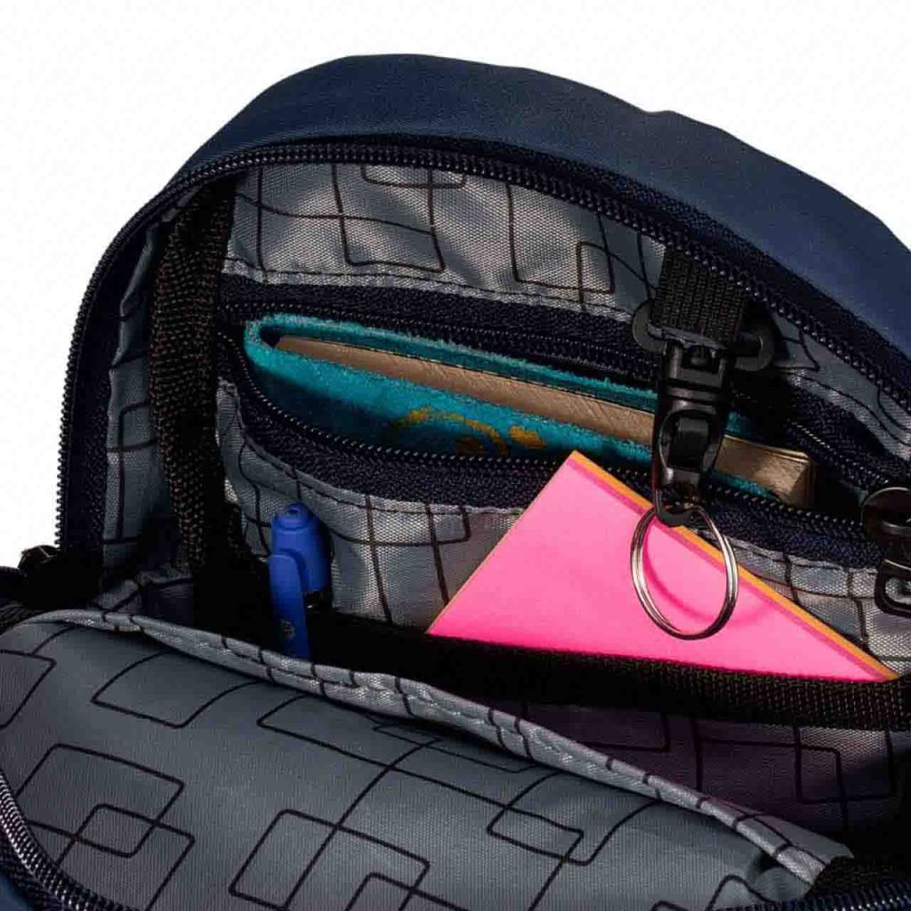 عکاسی زمینه سفید کیف